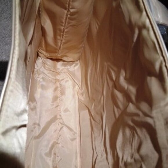 Jimmy Choo Large Gold Tote - Picture 5 of 16